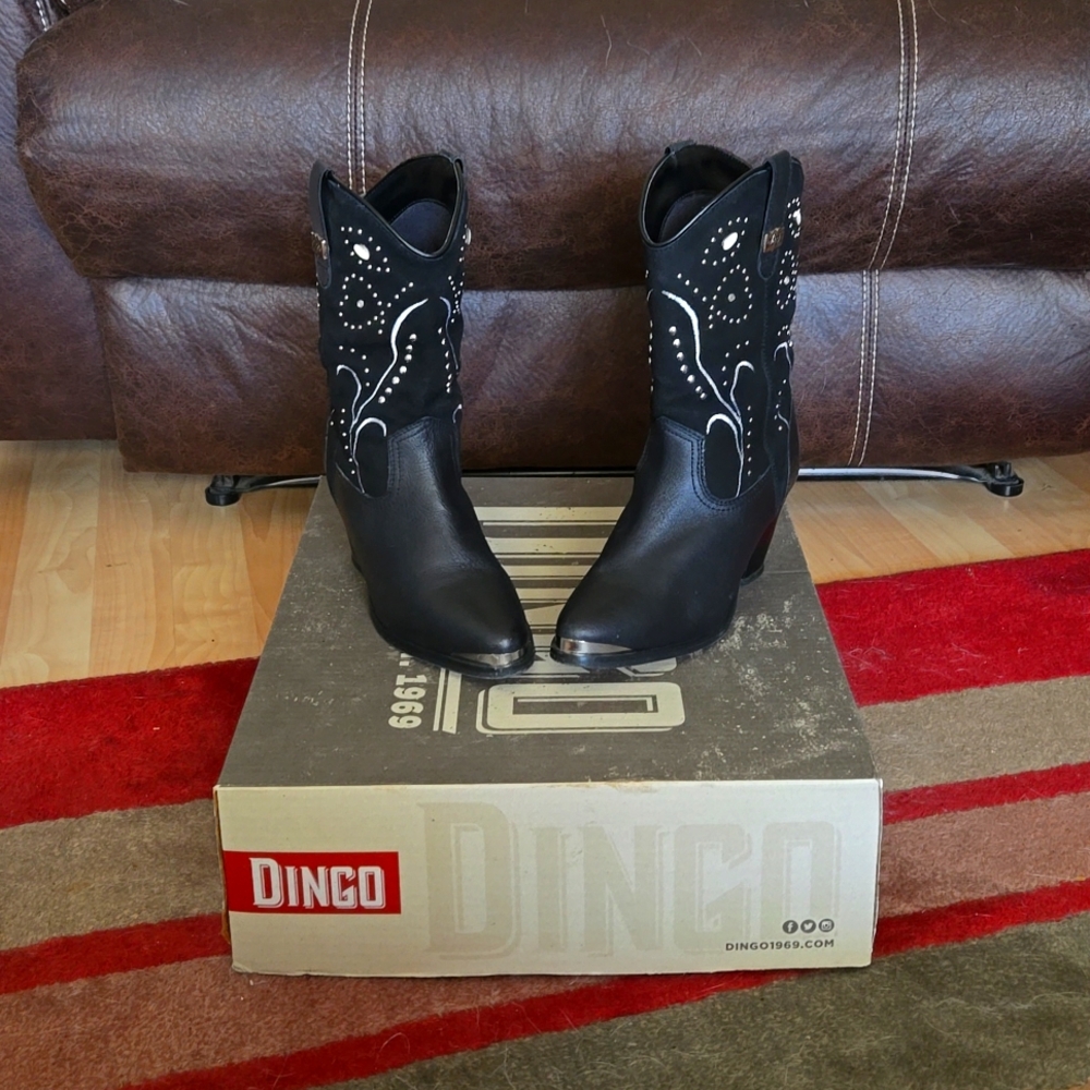 DINGO Cowgirl Boots